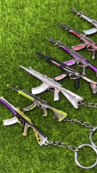 Custom Valorant Keychains: Perfect Accessories for Gamers
