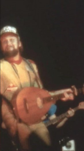 Jethro Tull Ian Anderson introduces Dave Pegg on their US tour in November 1980