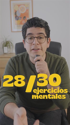 Cerebros Esponjosos | Oscar & Steph on Instagram: "Día 28/30 - Te voy a poner un reto de cuerpo y cerebro. Más del 80% falla cuando lo intenta sin mirar. Cierra los ojos. Extiende ambos brazos al frente. Ahora mueve solo el izquierdo y trata de alinearlo exacto con el derecho, sin abrir los ojos. ¿Coincidieron o quedó disparejo? Ahora levanta un pie del suelo y vuelve a intentar alinear los brazos sin perder el equilibrio. Si te desviaste, tu mapa corporal necesita un ajuste. Eso es propiocepció