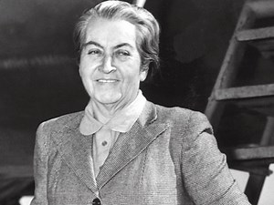 La tierra y la mujer | Poema de Gabriela Mistral | Pongamos que Hablo de Madrid