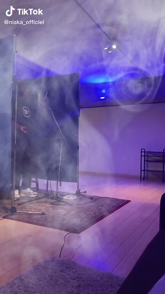 Ça chauffe dans le studio 🌡 #Charo