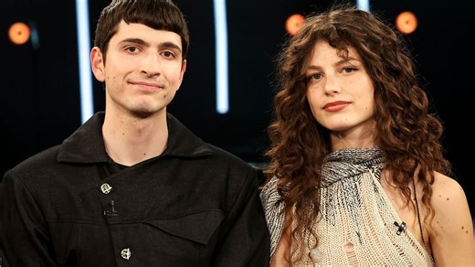Der Countdown zum ESC läuft: Abor & Tynna sind in Basel angekommen
