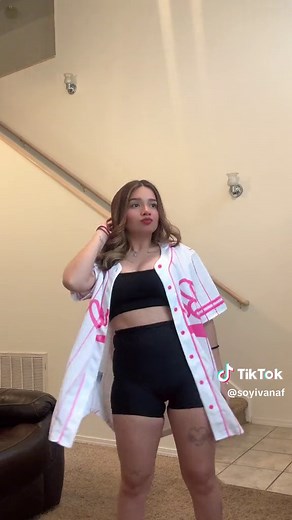 Bailando en hilo dental: Coreografías de baile con Zeus el perro