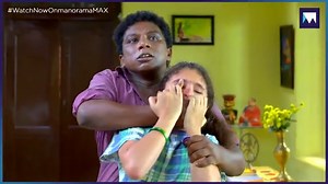 എൻറെ മോൾക്ക് എന്തോ അപകടം പറ്റിയിട്ടുണ്ട്!! Watch the full episode of your favourite show, Bhramanam in ManoramaMAX. Bhramanam | Epi - 01 | Watch full on manoramaMAX #bhramanam #manoramamax #mazhavilmanorama #mukundan #sarathdas #Lavanyanair #Tvserial | manoramaMAX
