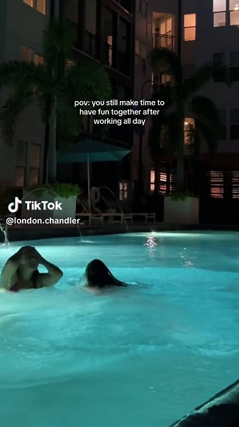 🤍💫🌊 #lgbt #lgbtq #wlw #wlwcouple #wlwdate #wlwtiktok #girlfriends #couple #dateideas #wlwrelationship #love