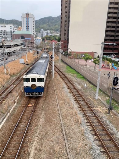 ETSETOra arrives at Kure Station｜呉駅に入線するエトセトラ｜特別な観光列車の瞬間
