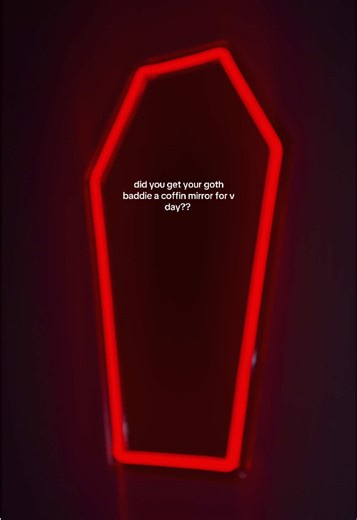 literally my fav #fypシ #killernailsbyhanny #coffinmirror #gothdecor #gothtok