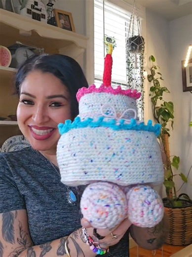 An apology to my Elders but your girl has to make money. Lol custom order complete! 😆🥳❤️🎂