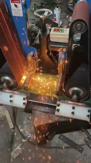 Three-station surface polishing machine, mirror polishing automatic wire drawing machine