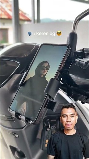 This phone holder is very helpful for viewing maps while driving