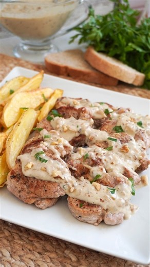 Sirloin with Roquefort and Brandy sauce