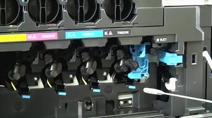 柯尼卡美能达287 黑色硒鼓更换