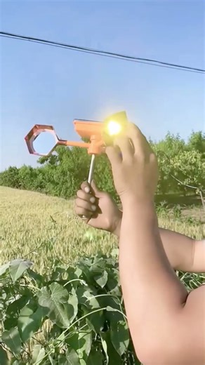 How a propeller works that can reflect light #propeller #works #reflect #light