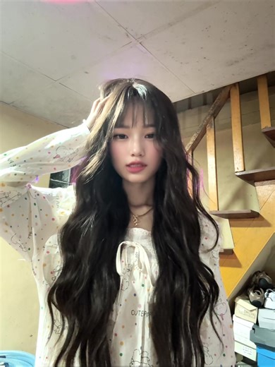 ပြောင်ပြောင်လက်တွေ့ကျနေတဲ့ Trands