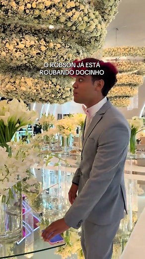 A Confusão do Casamento da Emily Vick