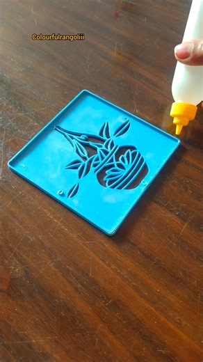 Pooja patil 🥰Colourfulrangoliii on Instagram: "#rangolidesigns #diwalirangoli #colourfulrangoli #smollrangoli #rangoliarts #cuterangoli"