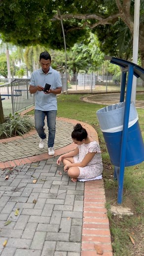 149K views · 5.6K reactions | Mendiga le da lección a un hombre #drama #video | Vida dramática | Facebook