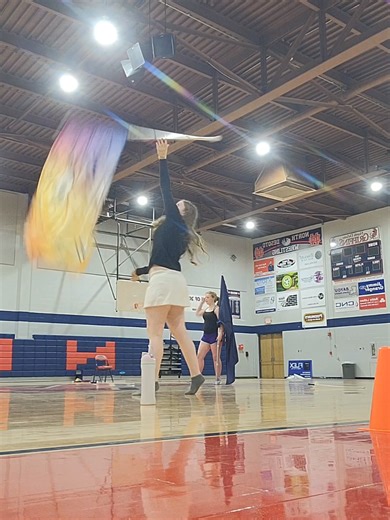 Mastering Color Guard Skills with One-Handed Flags
