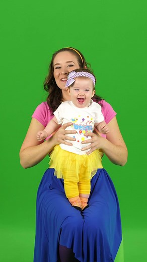 Alyssa's bub had a great time playing with Mum for our new "Wheels on the Bus" video. She giggled and smiled the whole time we were filming! 😍💜 | Bounce Patrol