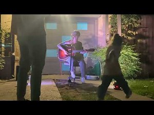 Madison King - I Feel Like Falling in Love