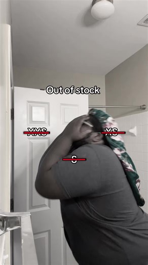 I just hate when they don’t have my size #fyp #shopping #outofstock #jokes #inspired