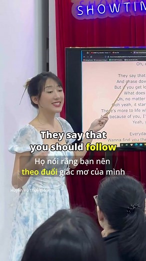 Passionate about musical theater? Learn English in a fun way at Tinker Academy!