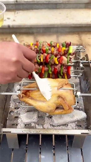 High-Capacity, Dual-Row Electric Rotating Grill — Powered by a Single Portable Power Bank. #BlazeFor