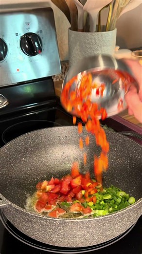 Calentado & cafecito never misses! #Colombia #colombian #Colombianfood #eggs