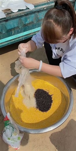 #New Multifunctional Grain Extruder# "The machine makes money hand over fist"😉