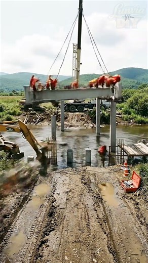 Wood to Concrete Bridge Transformation / Transformação de ponte de madeira para concreto