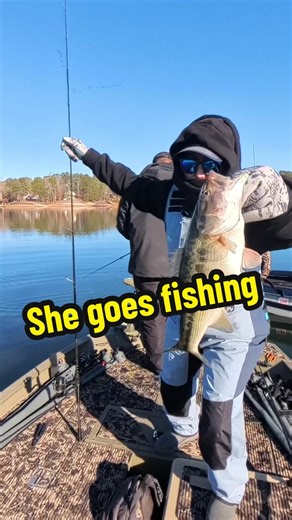 Burleson_Fishing (@burleson_fishing)’s video of fishing