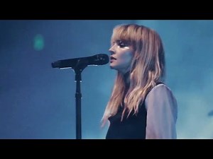 CHVRCHES Violent Delights - Live Performance