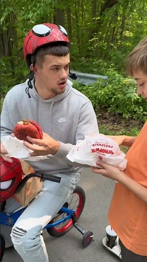 Burger King’s NEW Spider-Verse Burger 🕷️🍔