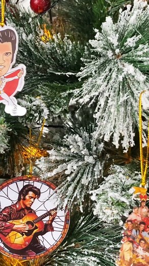 Believe me, Elvis will make your Christmas tree shine! 🌟🎄💅 #elvispresley #elvis #90smusic #elvisfans #ornament | Elvis Presley True Fans