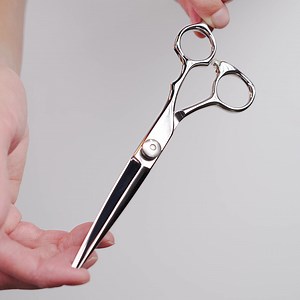 This is THE essential scissor for your hairdressing kit. Professional quality without the professional price. “These scissors went beyond my expectations, they cut better than any pair of scissors I ever had. Highly recommend.” Stay on point with our Hawk scissor. ✅Available in 5.5, 6.0 & 6.5 inch ✅Left and Right handed options ✅Inserts, Oil & Chamois Included ✅14-Day No-Questions-Asked Returns “THE essential scissor for your hairdressing kit.” Browse the kit now at: www.ExcellentEdges.com/produ