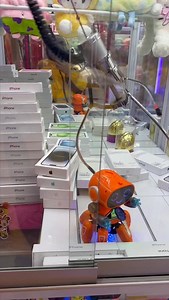 Can't catch the doll? Give her a slap! Swing the claws and it will come out! #Video game city #Game hall #Catch doll #Catch doll skills | Office Games Team