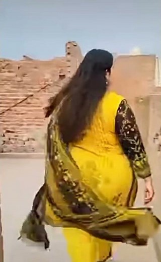 Mast gand #moti gand #Pakistani hot gand #short #girl #gandhi