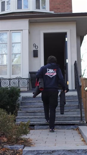 Another successful move wrapped up in the Forest Hill neighbourhood of Toronto! 🌟 Off Duty Movers made sure this relocation was smooth and stress-free. Whether you’re moving across the GTA or just a few blocks, we handle your belongings with care. 🏠✨ Reach out to us for your next move! @offdutymovers #TorontoMovers #foresthilltoronto #GTA #MovingServices #OffDutyMovers milton | Off-Duty Movers