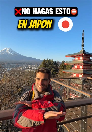 ❌ No hagas esto cuando vayas al Monte Fuji en Japón 🇯🇵 Todo el mundo decide hacer una escapada cortita en el día, o como mucho quedarse una noche y salir pronto a la mañana siguiente, y como el Monte Fuji está tapado el 70% del tiempo del año, la mayoría se quedan sin verlo! Así que mejor alquila un coche y quédate 3 días por allí, tienes más posibilidades de verlo y encima vas a descubrir lugares que son impresionantes y están prácticamente vacíos😍 #fuji #japon #viajes