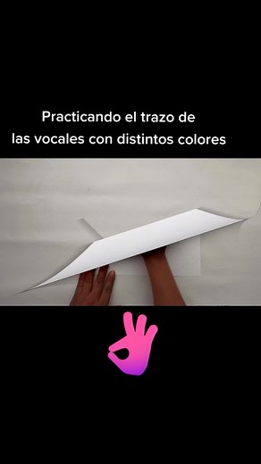 Practicando el trazo de vocales con direccionalidad