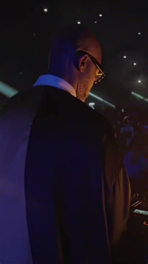 Black Coffee made history, live performing at an old amphitheater in Arènes de Nîmes 🇫🇷 vol.2