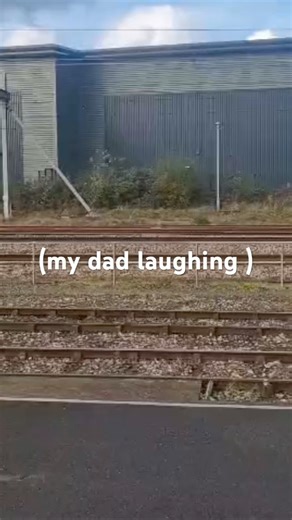 Colas rail class 66 RHTT train blocked by GWR Class 800 #colasrail #westcoastmainline