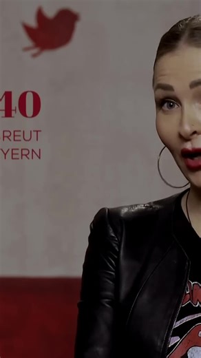 ABBRUCH! Discovering Absolute Hexe on First Dates