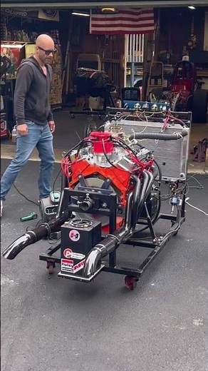 What a 7000 RPM Small Block Chevy Sounds Like #engine