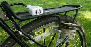 Come costruire un generatore USB da bicicletta per ricaricare i vostri gadget pedalando