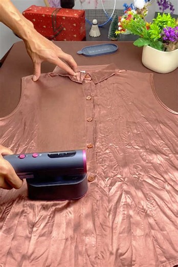 Say Goodbye to Wrinkled Clothes with This Travel Iron