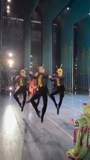 Buzzing into our final three performances of THE NUTCRACKER at Segerstrom Center for the Arts