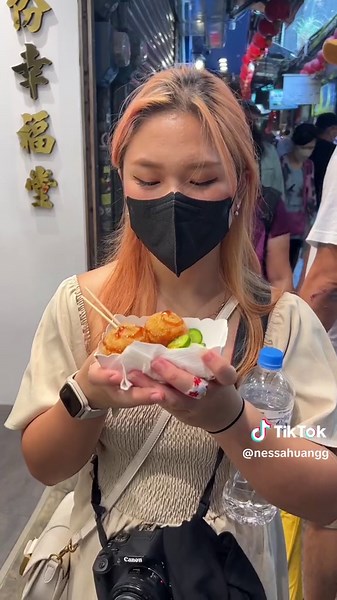 Avoid These Mistakes in Taiwan: Cash, Internet, Line Etiquette