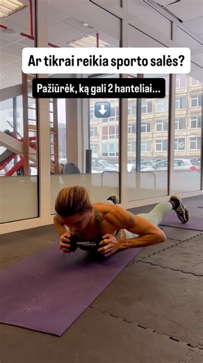 Laurita – GYVENIMAS per JUDESĮ on Instagram: "Štai 6 pratimai, kurie išdirba visą kūną – ir tai tik su 2 hanteliais... 🫡1 prat. Krūtinė + presas 🫡2 prat. Nugara + rankos 🫡3 prat. Krūtinė + presas 🫡4 prat. Nugara + rankos + presas 🫡5 prat. Nugara + galinė šlaunų dalis + sėdmenys 🫡6 prat. Kojos + rankos + pečiai 3 ratai Hantelius rinkitės pagal savo fizinio pasiruošimo lygį. Merginos, reikia tik jūsų noro, veiksmo, 2 hantelių ir bet kokios jums patogios erdvės🦅👏🦅 Norite daugiau treniruoči