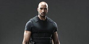 Who is Henry Simmons? Bio: Wife Sophina Brown, Twin Sister, Gay